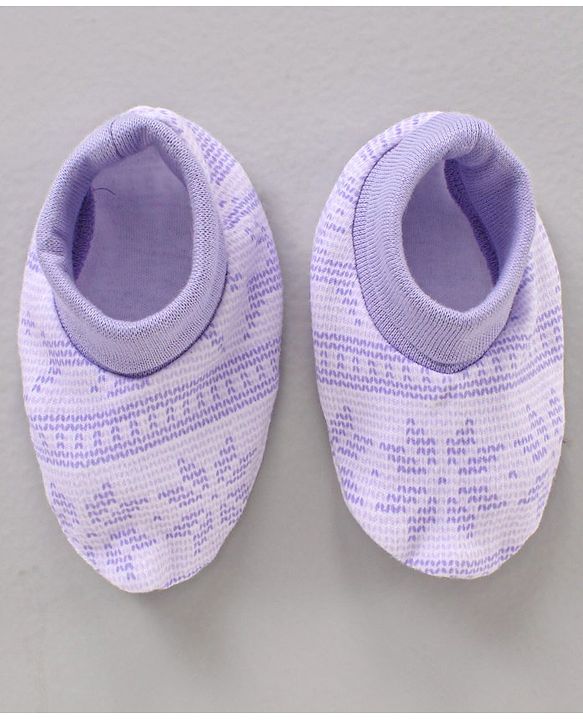 Babyhug 100% Cotton Cap Mitten & Booties Printed Purple- Diameter 11 cm
