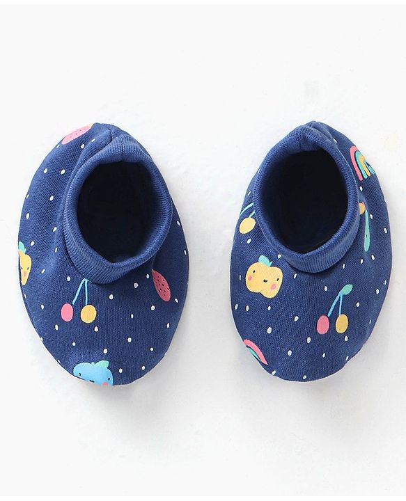 Babyhug 100% Cotton Cap Mittens & Booties Set Fruits Print - Diameter 11 cm