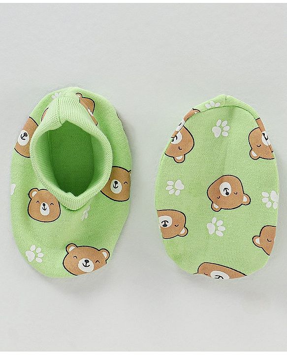 Babyhug 100% Cotton Cap Mittens & Booties Green - Circumference 39 cm
