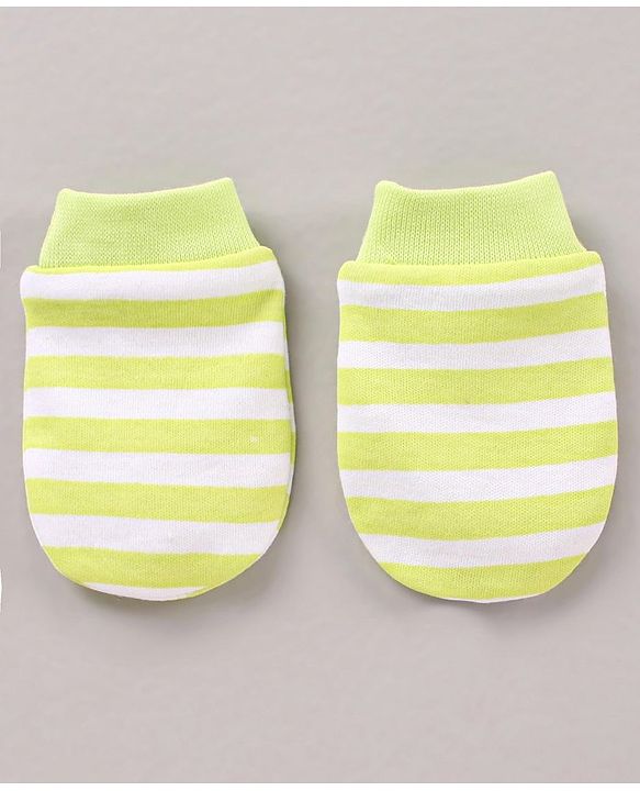 Babyhug 100 % Cotton Cap Mittens and Booties Stripes Print Green - Diameter 12 cm