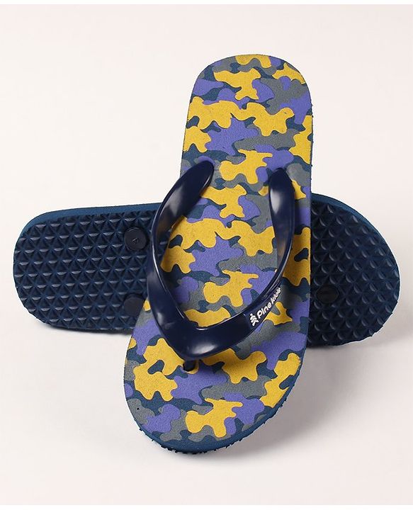 Pine Kids Flip Flops Camouflage Print - Navy Yellow