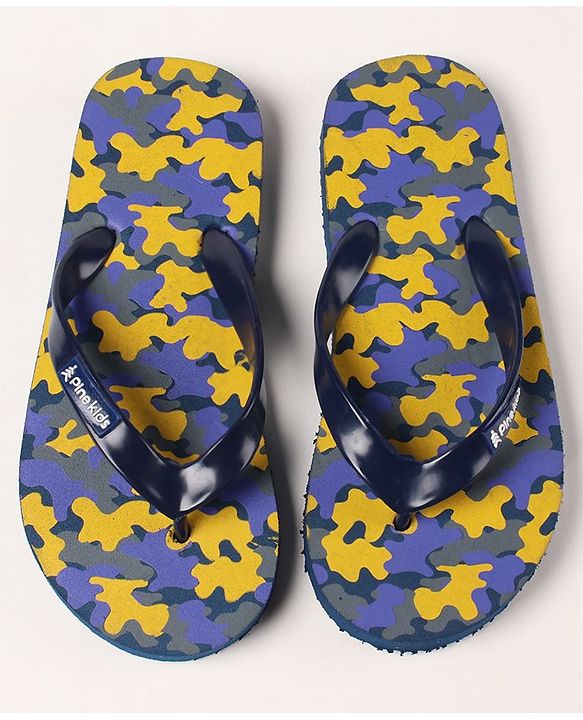 Pine Kids Flip Flops Camouflage Print - Navy Yellow