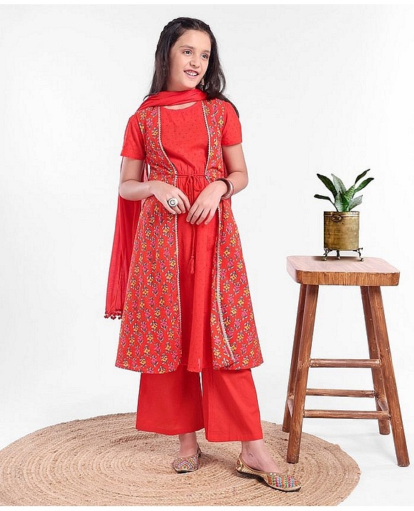 Pine Kids Half Sleeves Kurti And Churidar Set With Jacket- Red