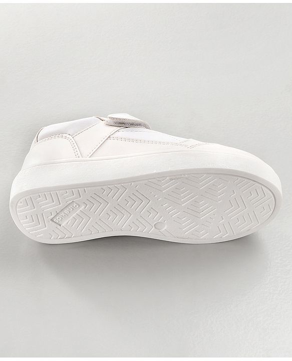 Pine Kids Velcro Closure Casual Shoes - White