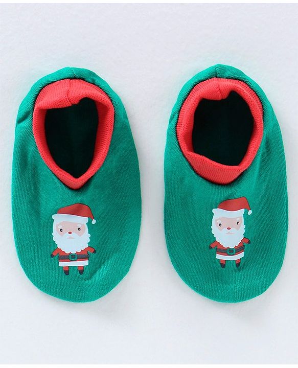 Babyhug 100% Cotton Cap Mittens & Booties Set Santa Print Green - Circumference 30 cm