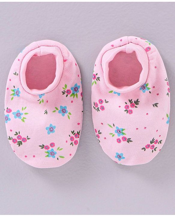 Babyhug 100% Cotton Cap Mittens & Booties Set Floral Print Pink - Circumference 32 cm