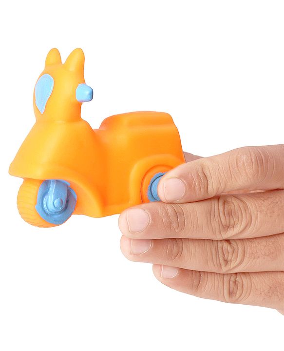 Babyhug Bath Squeeze Toys Transport Pack of 4 - Multicolour