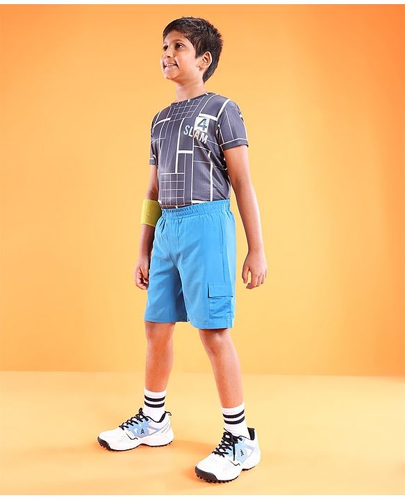 Pine Active Solid Shorts With Pocket- Blue