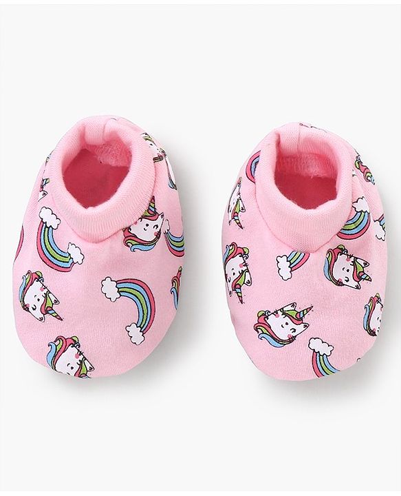 Babyhug 100% Cotton Cap Mittens & Booties Unicorn Print Pink- Diameter 13 cm