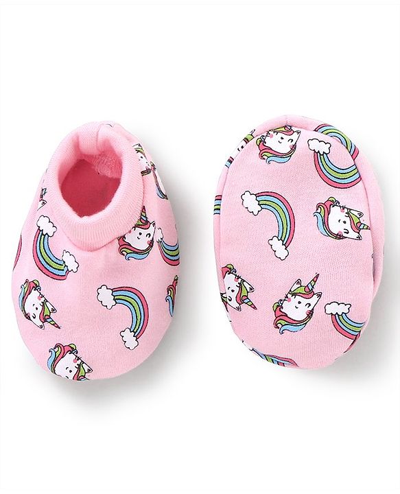 Babyhug 100% Cotton Cap Mittens & Booties Unicorn Print Pink- Diameter 13 cm