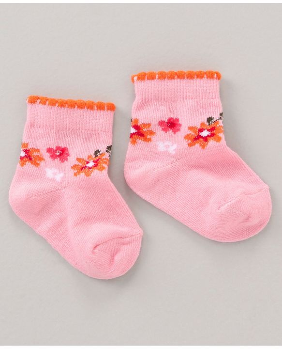Cute Walk by Babyhug Anti Bacterial Ankle Length Non Terry Socks Flower Print Pack of 5 Pair - Pink