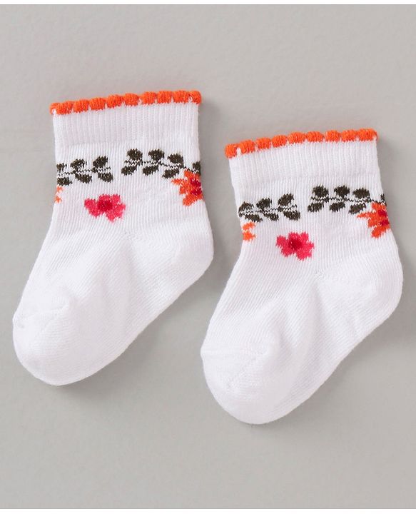Cute Walk by Babyhug Anti Bacterial Ankle Length Non Terry Socks Flower Print Pack of 5 Pair - Pink
