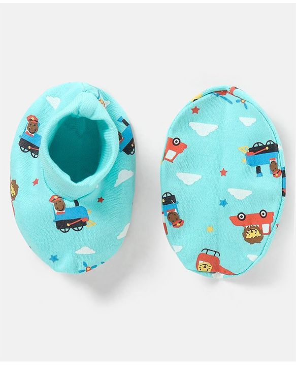 Babyhug 100% Cotton Vehicle Printed Cap Mittens & Booties- Cap Diameter 10.5 cm