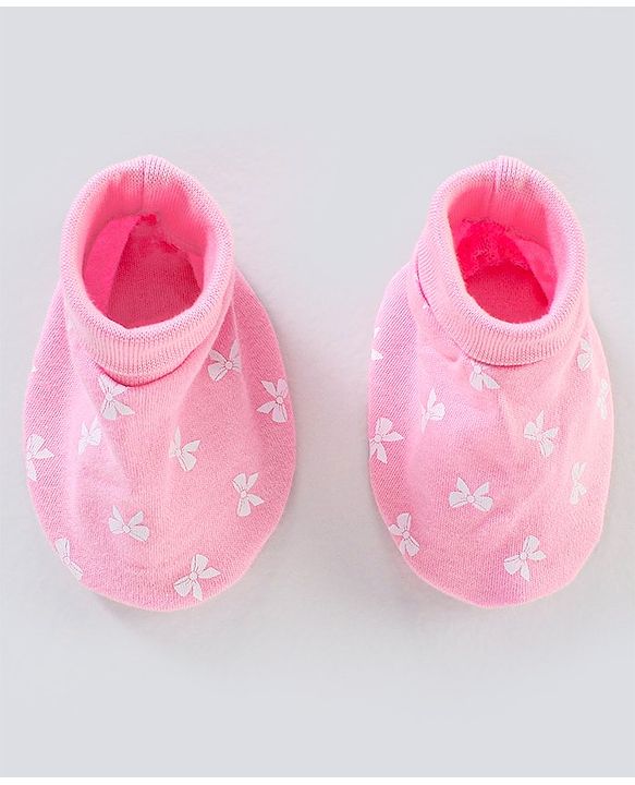 Babyhug 100% Cotton Cap Mittens And Booties Bow Print Pink - Diameter 11 cm