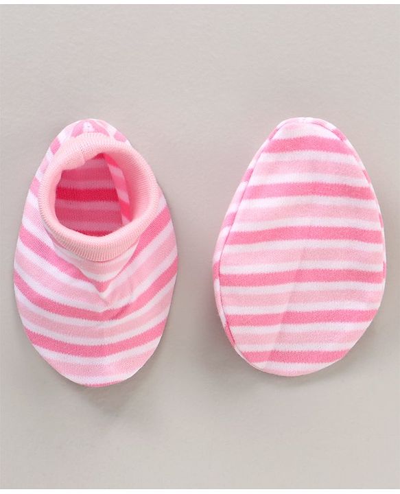 Babyhug 100% Cotton Cap Mittens & Booties Striped Pink - Diameter 15.5 cm