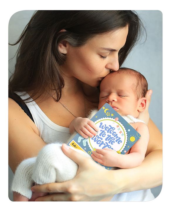 Babyhug Pregnancy Milestone Cards - English
