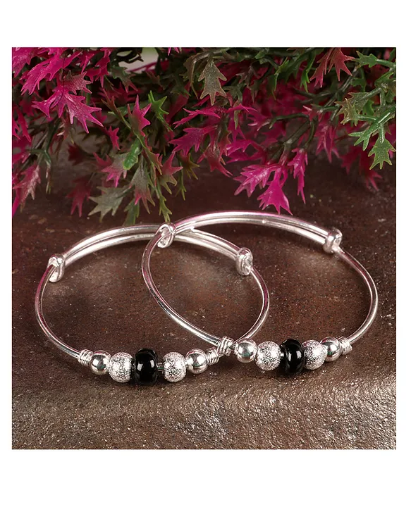 Baby bangles in shops silver