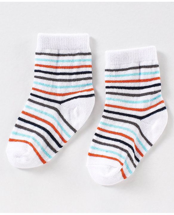 Cute Walk by Babyhug Anti Bacterial Ankle Length Non Terry Striped Socks Giraffe Print Pack of 3 - Blue White