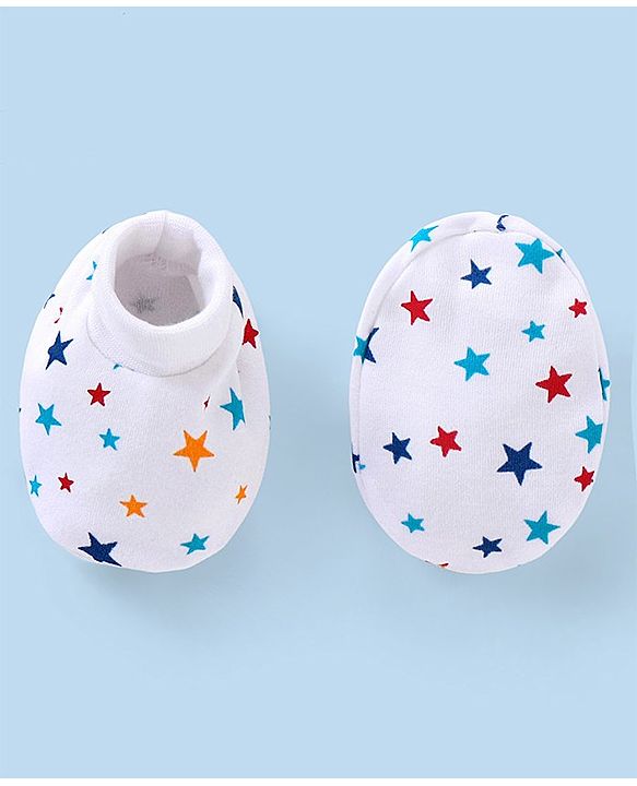 Babyhug 100% Cotton Knit Mittens and Booties Star Print - White