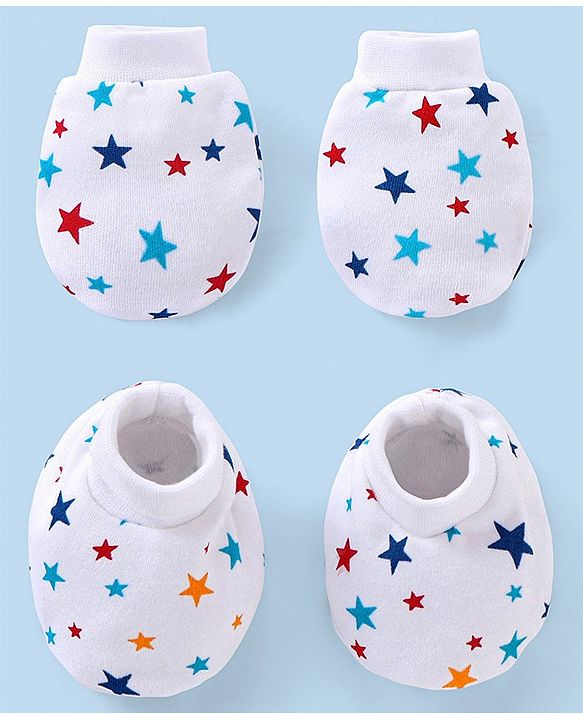 Babyhug 100% Cotton Knit Mittens and Booties Star Print - White