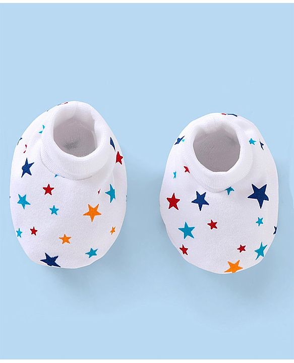 Babyhug 100% Cotton Knit Mittens and Booties Star Print - White