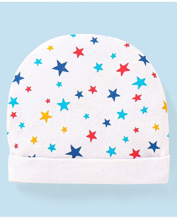 Babyhug 100% Cotton Stars Printed Cap Mittens & Booties - Cap Diameter 13 cm