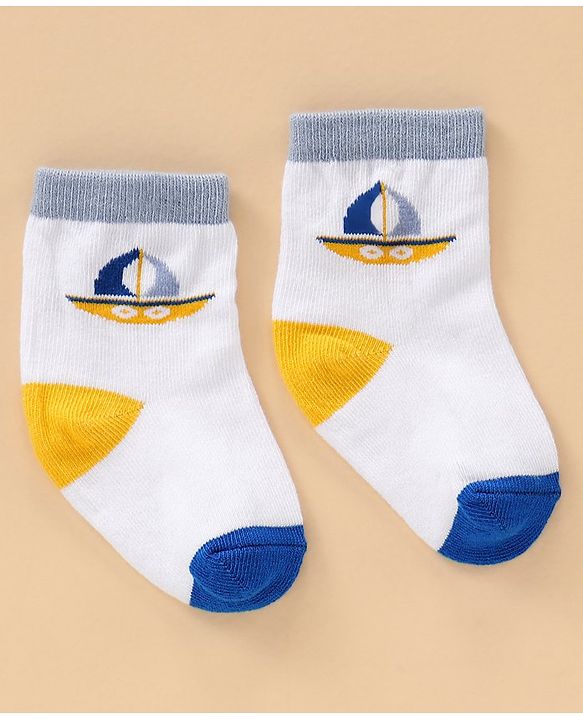 Cutewalk By Babyhug Anti Bacterial Ankle Length Socks Stripes & Whale Design Pack Of 5- Multicolor