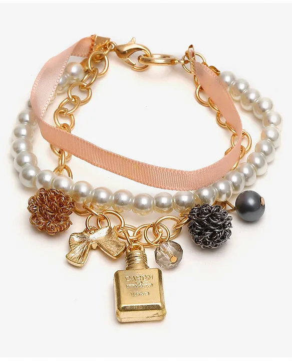 Simple,beautiful charm bracelet in 22kt gold #22ktgold #bracelets | Gold  jewelry fashion, Sterling silver bracelets, Gold jewellery design necklaces