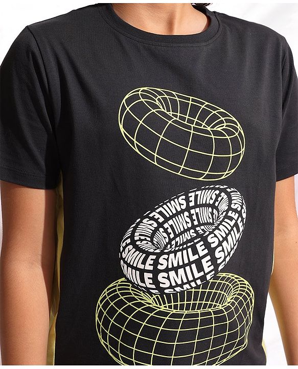 Pine Kids 100% Cotton Biowahshed Half Sleeves T- Shirt Tire Print - Black