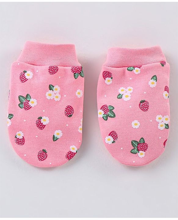 Babyhug 100% Cotton Cap Mittens & Booties Strawberry Printed - Diameter 11 cm