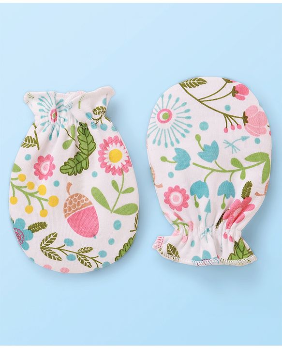 Babyhug 100% Cotton Cap Mitten & Booties Floral Print White- Diameter 9.5 cm