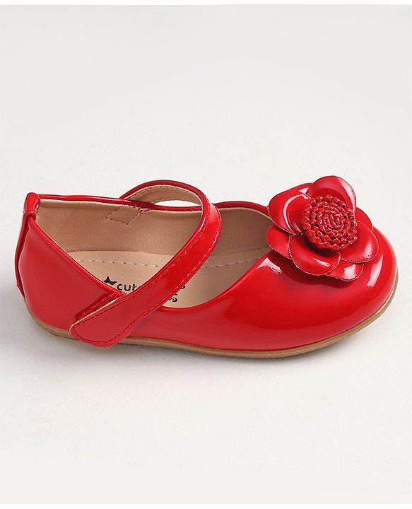 Cute Walk by Babyhug Velcro Closure Bellies With Flower Applique- Red