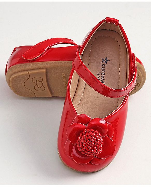 Cute Walk by Babyhug Velcro Closure Bellies With Flower Applique- Red