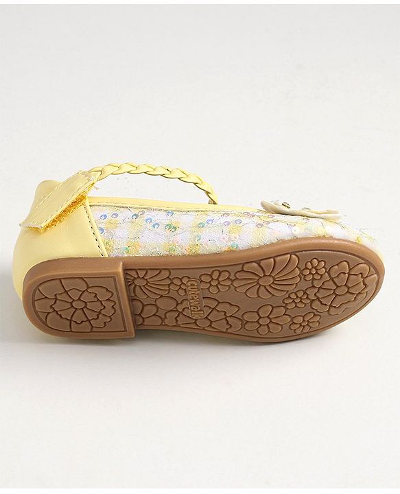 Cute Walk by Babyhug Velcro Closure Bellies With Bow Applique- Yellow
