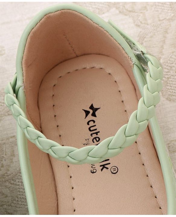 Cute Walk by Babyhug Velcro Closure Bellies With Bow Applique- Yellow