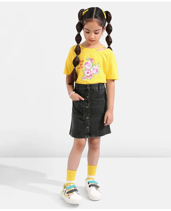 Buy FOREVER 21 Yellow Corduroy Mini Skirt - Skirts for Women 2360552 |  Myntra