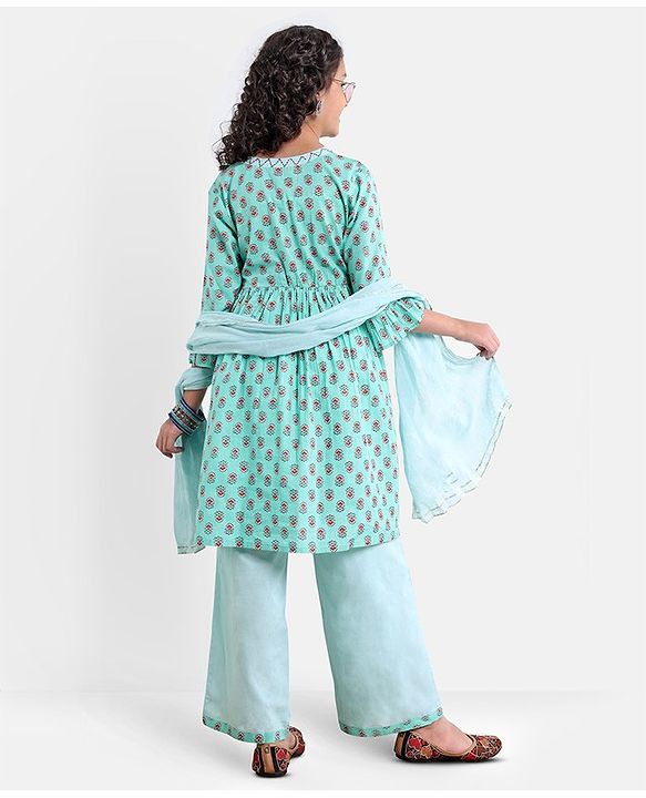 Pine Kids Cotton Three Fourth Sleeves Side Thread Work Kurta & Salwar Set with Dupatta Floral Print - Turquoise