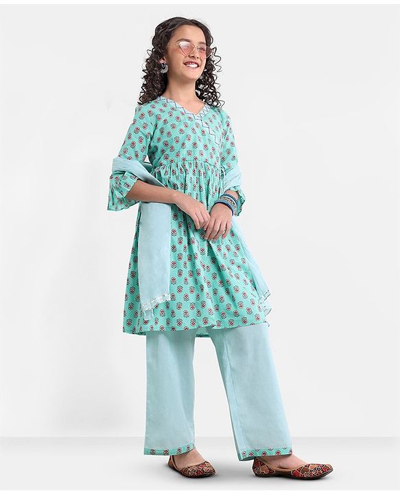Pine Kids Cotton Three Fourth Sleeves Side Thread Work Kurta & Salwar Set with Dupatta Floral Print - Turquoise