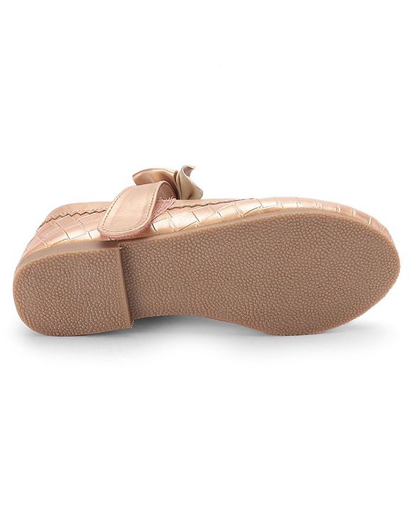 Cute Walk By Babyhug Velcro Closure Bellies With Bow Applique - Rose Golden