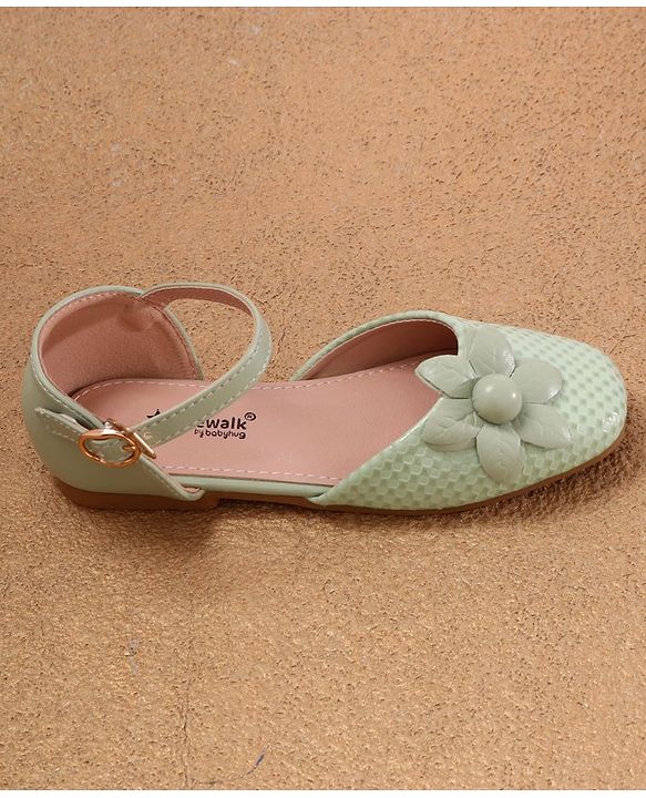 Cute Walk by Babyhug Bellies with Buckle Closure Floral Applique - Pink