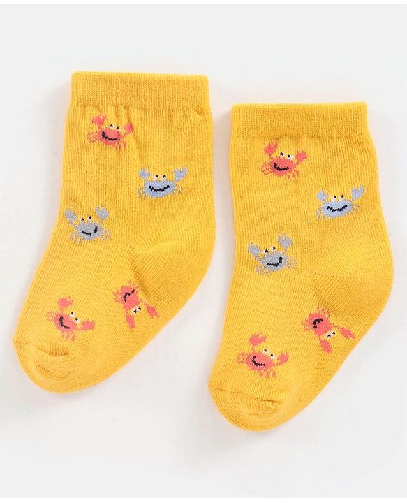Cutewalk By Babyhug Anti Bacterial Ankle Length Non Terry Socks Striped Design Pack of 3- Yellow