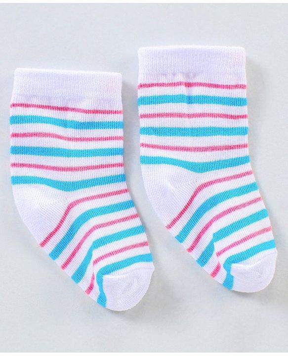 Cutewalk By Babyhug Anti Bacterial Ankle Length Non Terry Socks Strawberry Design Pack of 3- Pink