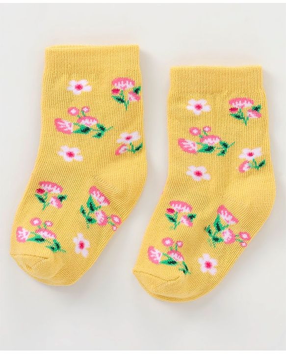 Cutewalk By Babyhug Anti Bacterial Ankle Length Non Terry Socks Floral Design Pack of 3- Pink & Yellow