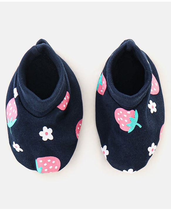 Babyhug 100% Cotton Cap Mittens & Booties Strawberry Print Navy Blue - Diameter 11.5 cm
