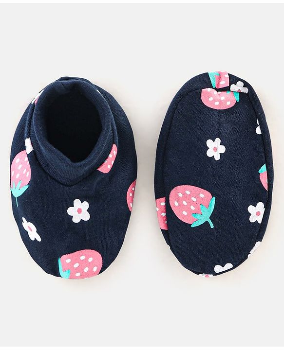 Babyhug 100% Cotton Cap Mittens & Booties Strawberry Print Navy Blue - Diameter 11.5 cm