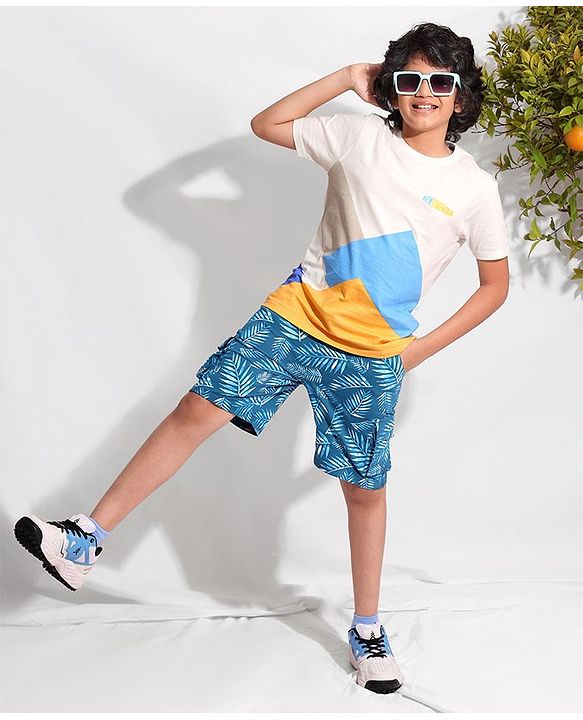 Pine Kids 100% Cotton Bio Washed Half Sleeves T-shirt with Colour Block Pattern - White