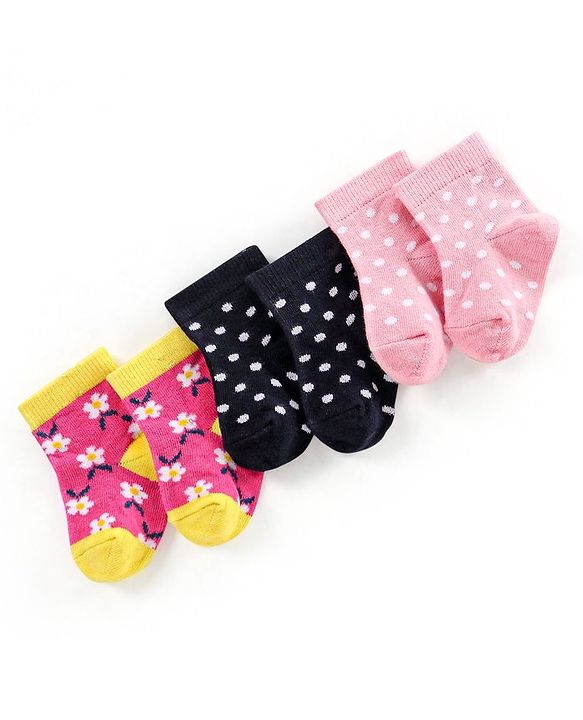 Cute Walk by Babyhug Non Terry Cotton Knit Ankle Length Anti Bacterial Socks Polka Dot Design Pack of 3 - Pink & Black