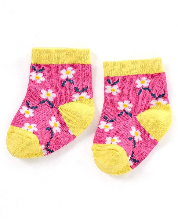 Cute Walk by Babyhug Non Terry Cotton Knit Ankle Length Anti Bacterial Socks Polka Dot Design Pack of 3 - Pink & Black