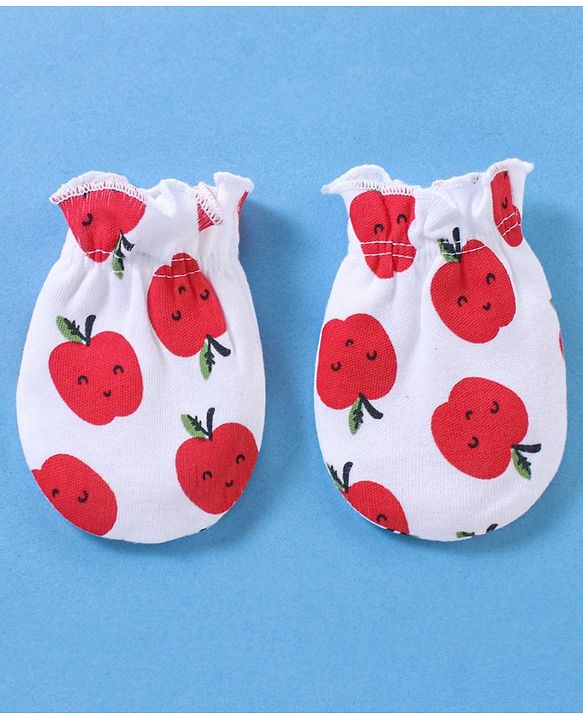 Babyhug 100% Cotton Cap Mittens & Booties Apple Print White- Diameter 11 cm