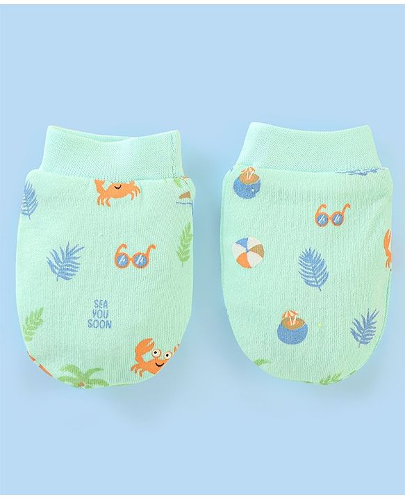 Babyhug 100% Cotton Cap Mittens & Booties Beach Print - Diameter 11 cm